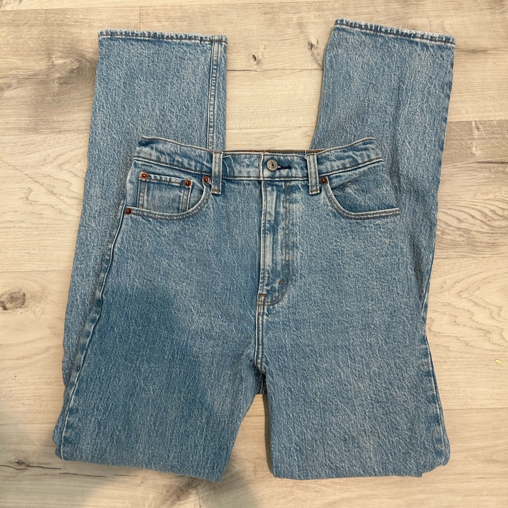Abercrombie ultra high rise straight leg jeans